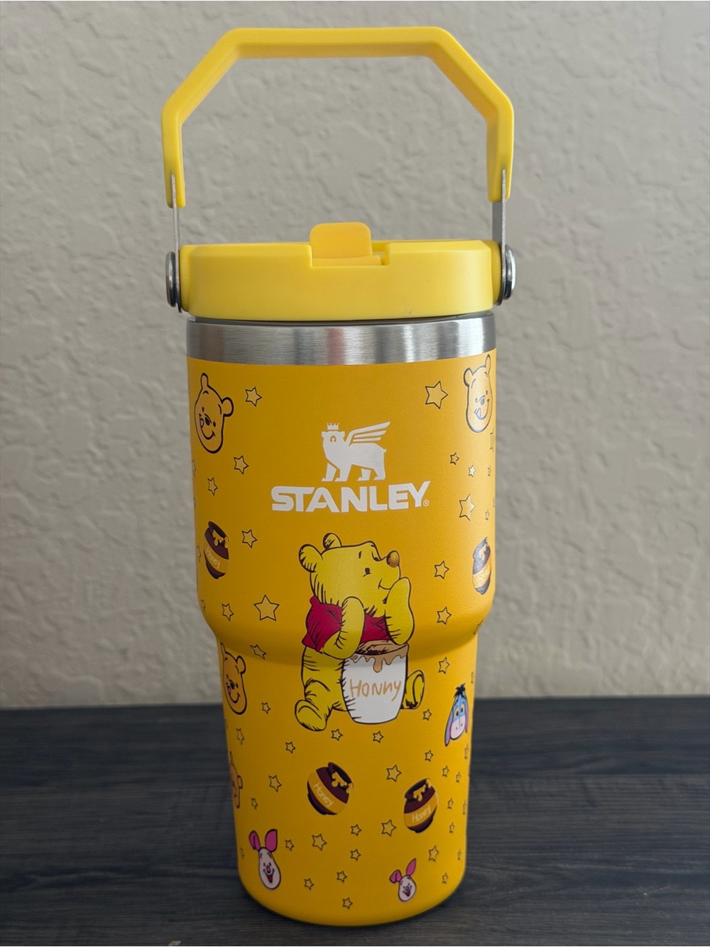 Stanley Winnie the Pooh 20oz IceFlow Flip Straw Tumbler Yellow w/ Box